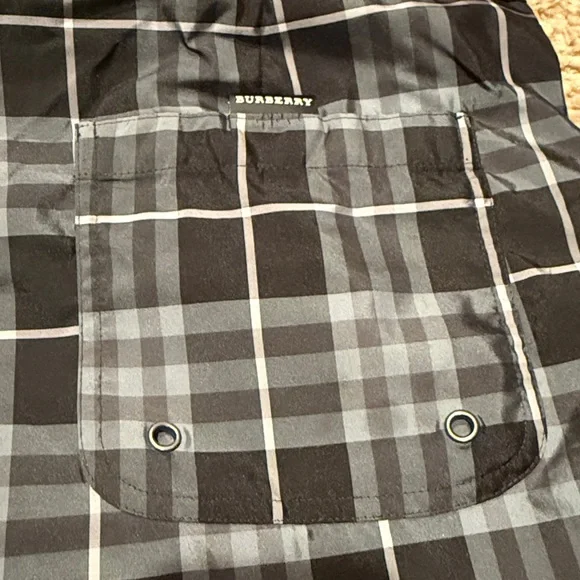 Burberry London Men’s Swim Trunks Shorts Black Grey White Classic Plaid Print L